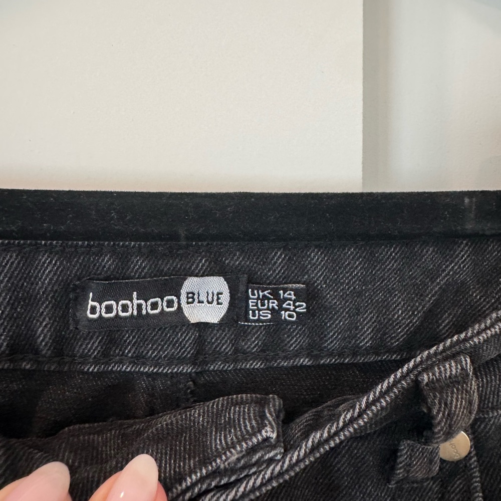Boohoo Black Feather Trim Ankle Jeans - Picture 6 of 6